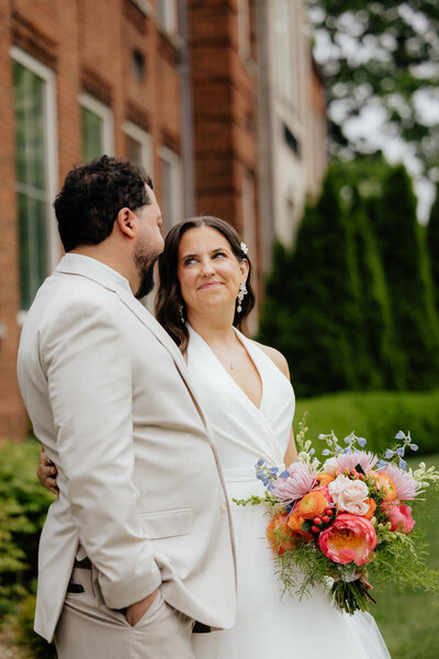 Bride and groom portraits at Whitehall Columbia.
