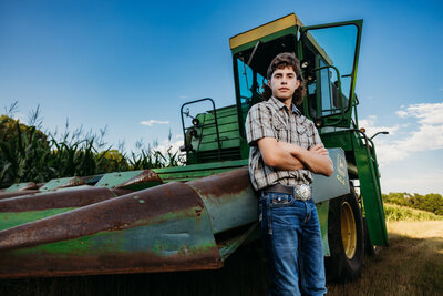 Ionia Senior with car
