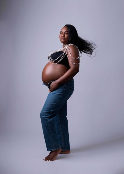 Snapzbytie Photography - Jeans Maternity Photoshoot - Los Angeles Maternity Photographer