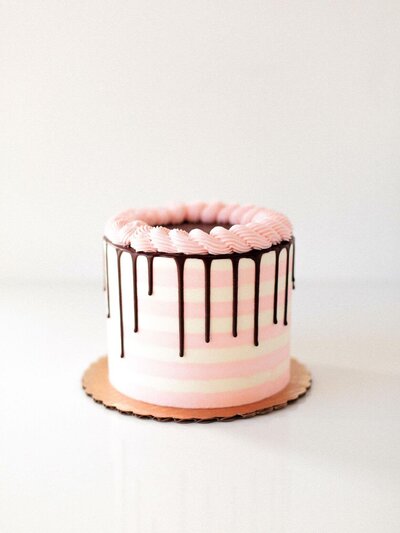 Copy of Stripes_Pink and white_Chocolate drip_Rope border (2)