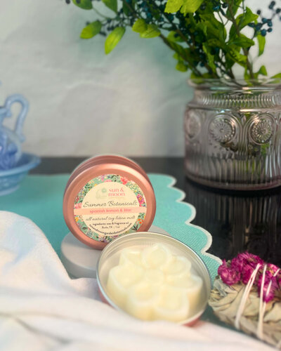 sun-and-moon-garden-botanicals-summer-lemon-lilac-floral-lotion-melt