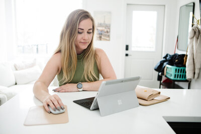 Southern Alberta Realtor Tamara Rzan working remotely