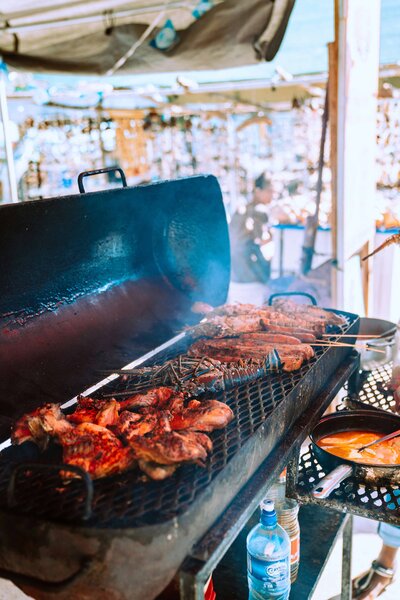 single-parent-trip-belize-bbq