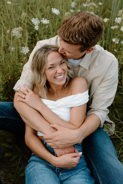 summer couples engagement session in an Indiana field