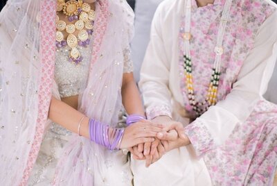 lace wedding dress of seattle bride