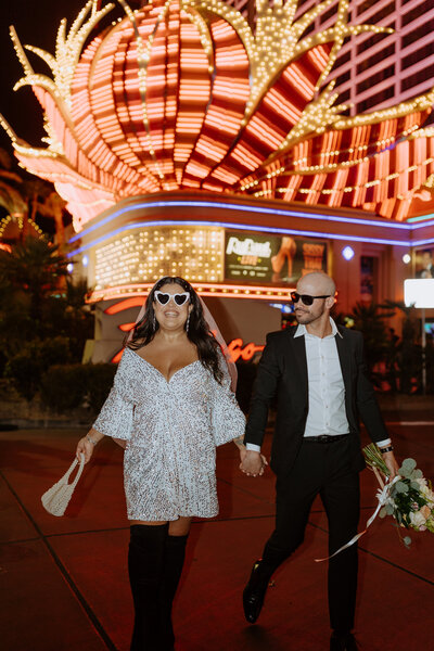 Ana isabel and Jorge's Wedding Elopement in Las Vegas Flamingo Hotel