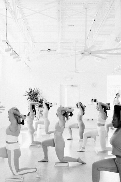 women working out in a barre class gyms in homewood al