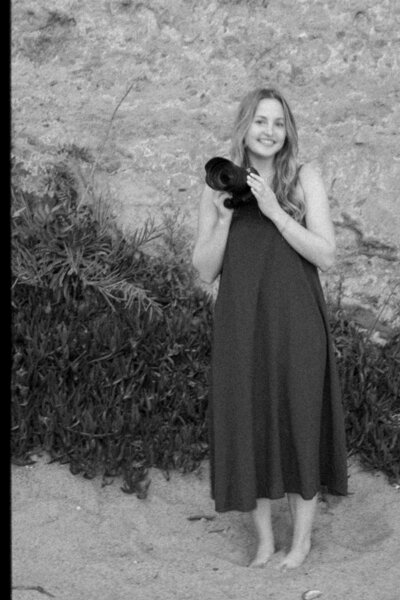 Branding image of Abby Taylor, an OC wedding photographer
