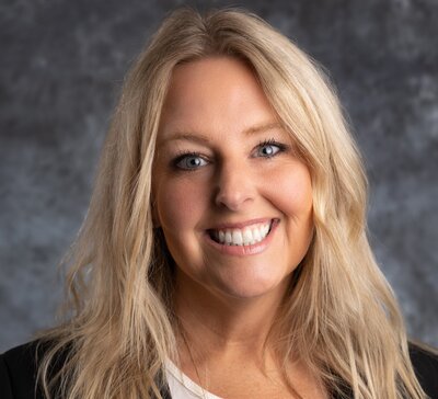 New headshot square