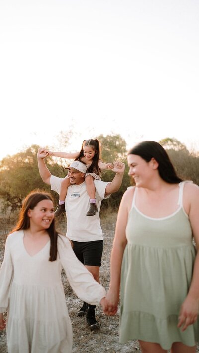 Family at a Perth outdoor photo session