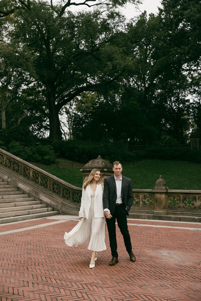 intimate-sunrise-central-park-engagement-nyc-molly-w-photography-15