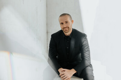 Kevin Poelking, a talented music composer, poses for his professional headshot in Fort Collins, Colorado.