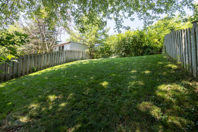 81 McCrimmon yard (3)