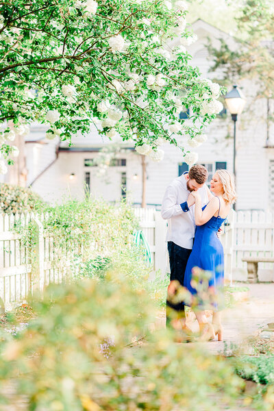 Summer engagement photos in Raleigh North Carolina by Tierney Riggs Photography