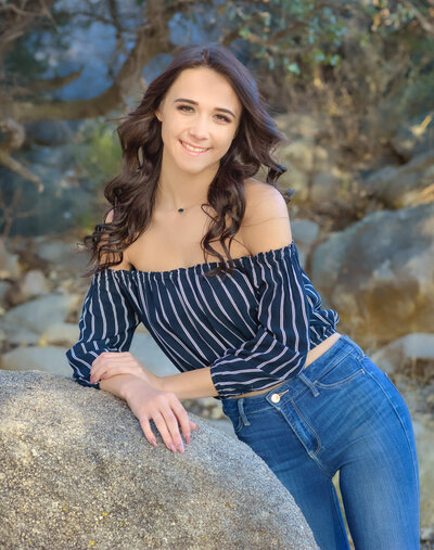 High school student posing for Prescott Arizona photographer Melissa Byrne  during an outdoor session