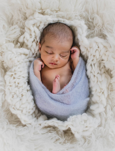 Dallas Newborn Photographer, Annie Kinser image of baby