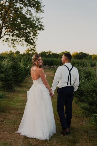 A Charming New England Wedding at Allen Hill Farm