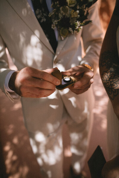 difference-between-micro-wedding-and-elopement