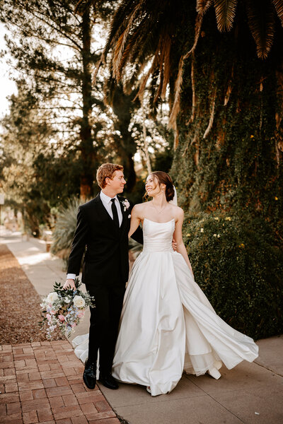 This is a luxury wedding photographed in Tucson Arizona by Kristin Bendigo Photography