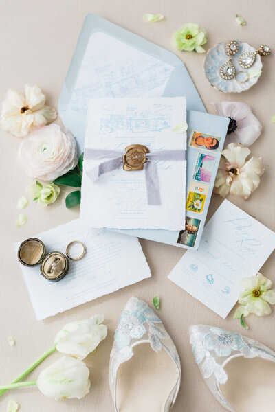 Elegant invitation suite photo