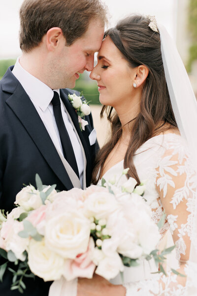 Hyde House wedding, florist Flourish and Grace, White Stag Wedding Photography