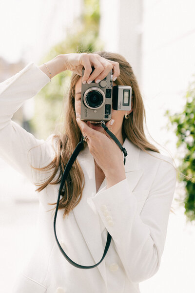 Chloe Winstanley = Luxury Destination Wedding Photographer
