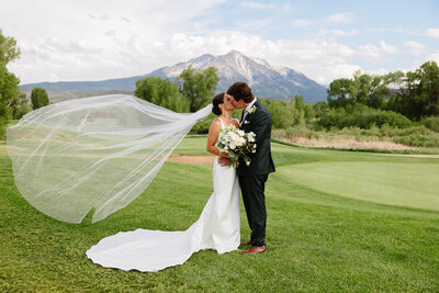 Located just outside of Aspen Colorado, this golfcourse wedding venue in Carbondale features stunning views of Mt. Sopris. 
