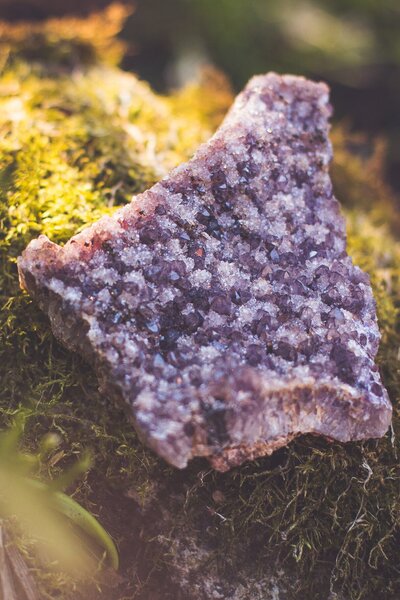 A purple amethyst calcite crystal.