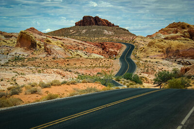 Road to a Utah national park.