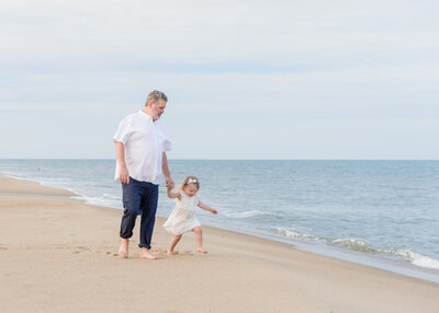 Daughter and dad beach photoshoot with toddler