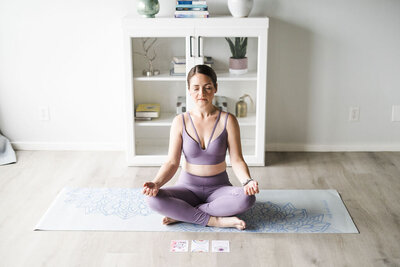 Cristina_Moidel_meditate