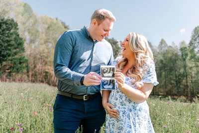 maternity-photographer-raleigh