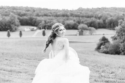 Luxurious_Ivy Rose Barn_Wedding_Virginia_Country Luxe Decor_Wedding_Photo_Clear Sky Images-13