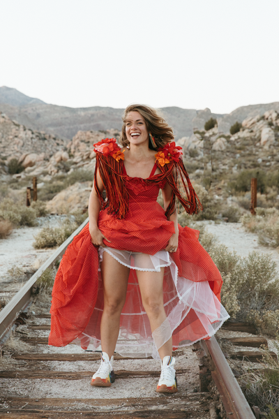 Music-Festival-Bride-Abandoned-Train-4803
