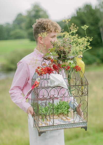 chloe-winstanley-weddings-stafford-bird-cage-canapes