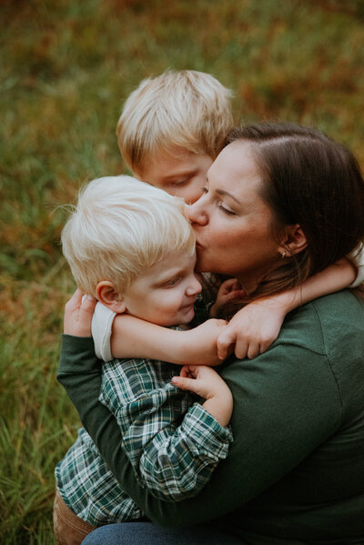  family photographer- metro atlanta and atlanta photographer - kattie jackson photography - in studio photoshoot