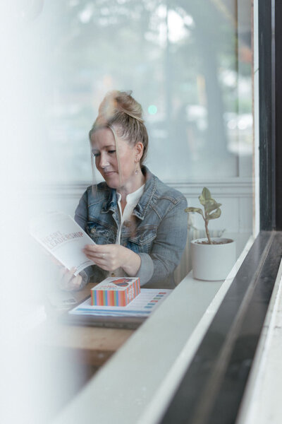 To help search engines find your website, add a few words to this pic relating to what you do and for whom.