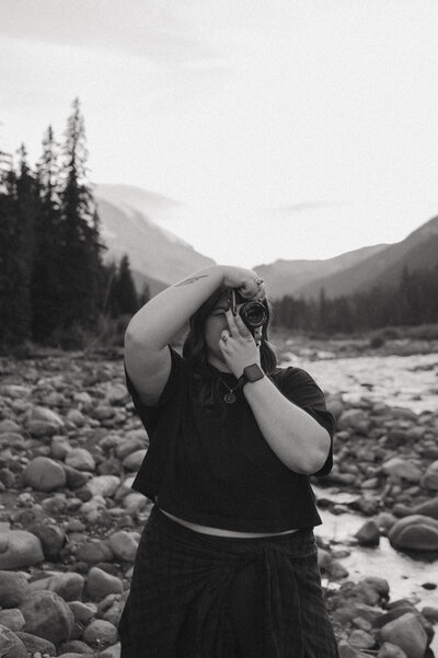 Elopement and travel wedding photographer Thistle & Roots Photography Mississippi based.