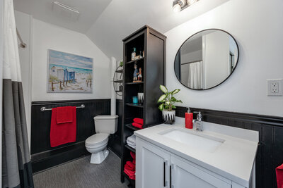 4553 Solina main bath