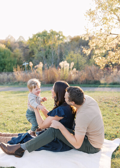 Brown-minneapolis-family-photos-longfellow-gardens-5