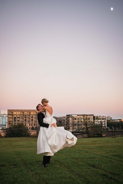 203_Savannah wedding_Charles Morris Center_Cathedral_St.John_1971_Holly+Justin {Coastal Chic Studios}_CC1_3991