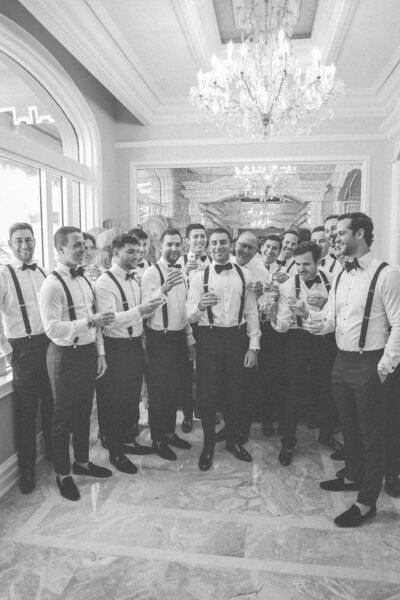 groomsmen-cheers-florida-wedding