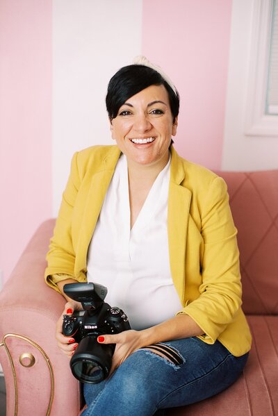 Dolly DeLong A Nashville Branding Photographer's Headshots at the Nashville Pinky House