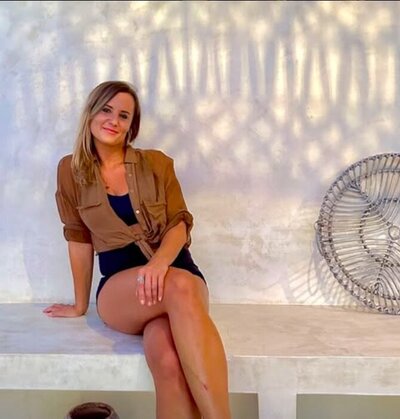 Kayla MacArthur, Human Design Reader in San Miguel De Allende, offering intuitive guidance and self-discovery sessions through the EnForma wellness platform.