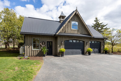 832 Hwy 7A garage (3)