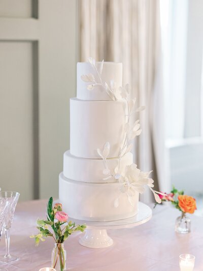Luxury summer wedding in Atlanta at Historic Red Farm