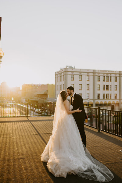 Houston Texas wedding day documented by alecca synclair. 