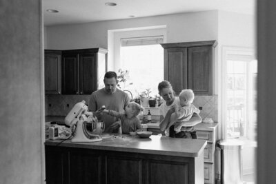 Lifestyle family session making cookies