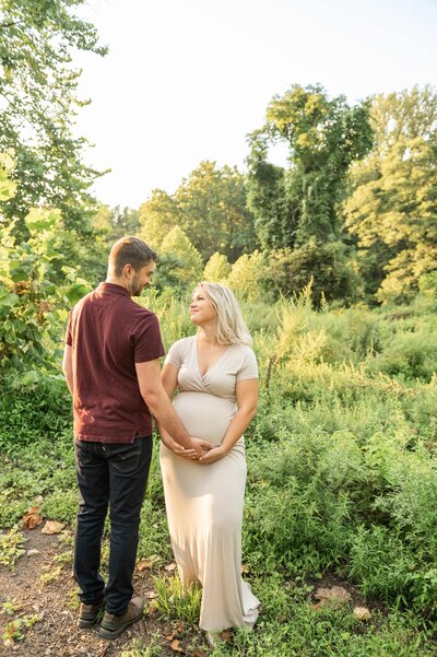 Baltimore maternity photographer sunset session