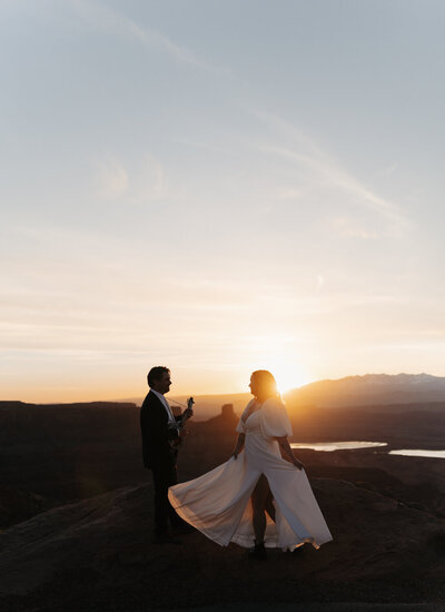 Moab_Utah_Elopement_Sunrise-10